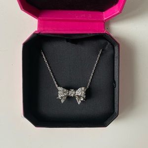 Juicy Couture - Rhinestone Bow Necklace - Silver